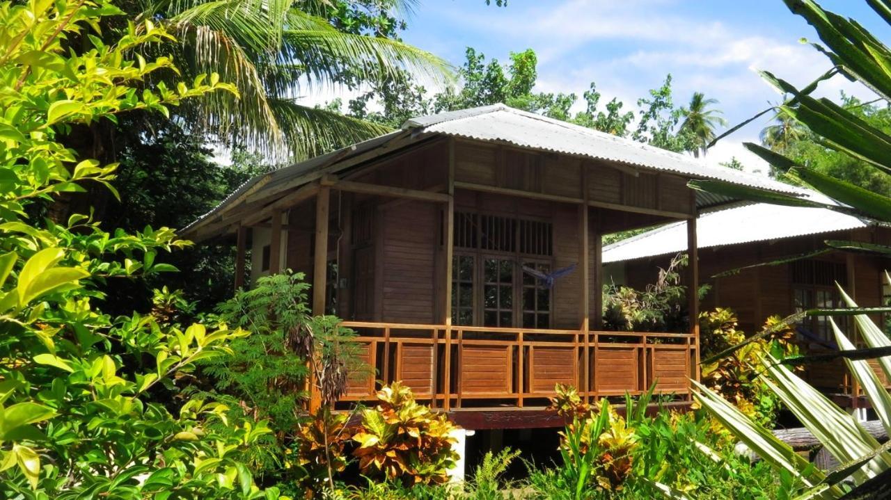 Two Fish Resort Bunaken Extérieur photo