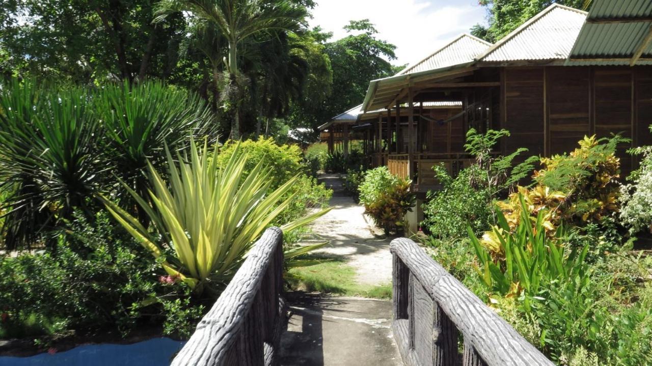Two Fish Resort Bunaken Extérieur photo
