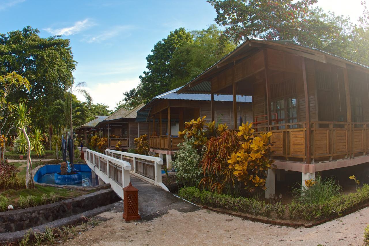 Two Fish Resort Bunaken Extérieur photo